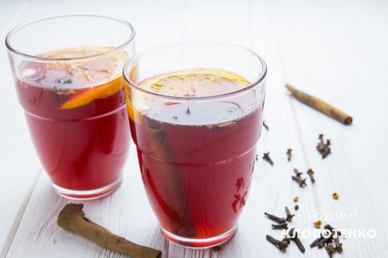 Глинтвейн для согрева, который можно пить всем: рецепт от Клопотенко